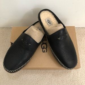 UGG Easy Slip on slippers